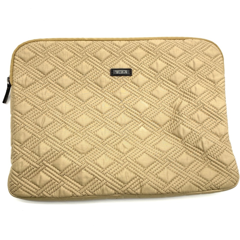 TUMI TAN BEIGE PADDED QUILTED LOGO LARGE LAPTOP SLEEVE PROTECTOR ZIPPER CASE BAG